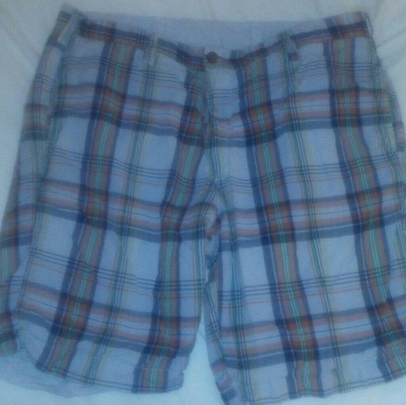 Mens reversable shorts - Picture 3 of 4